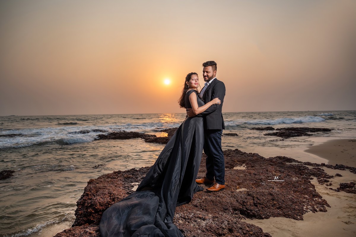 Couple photoshoot by Amar Kashid